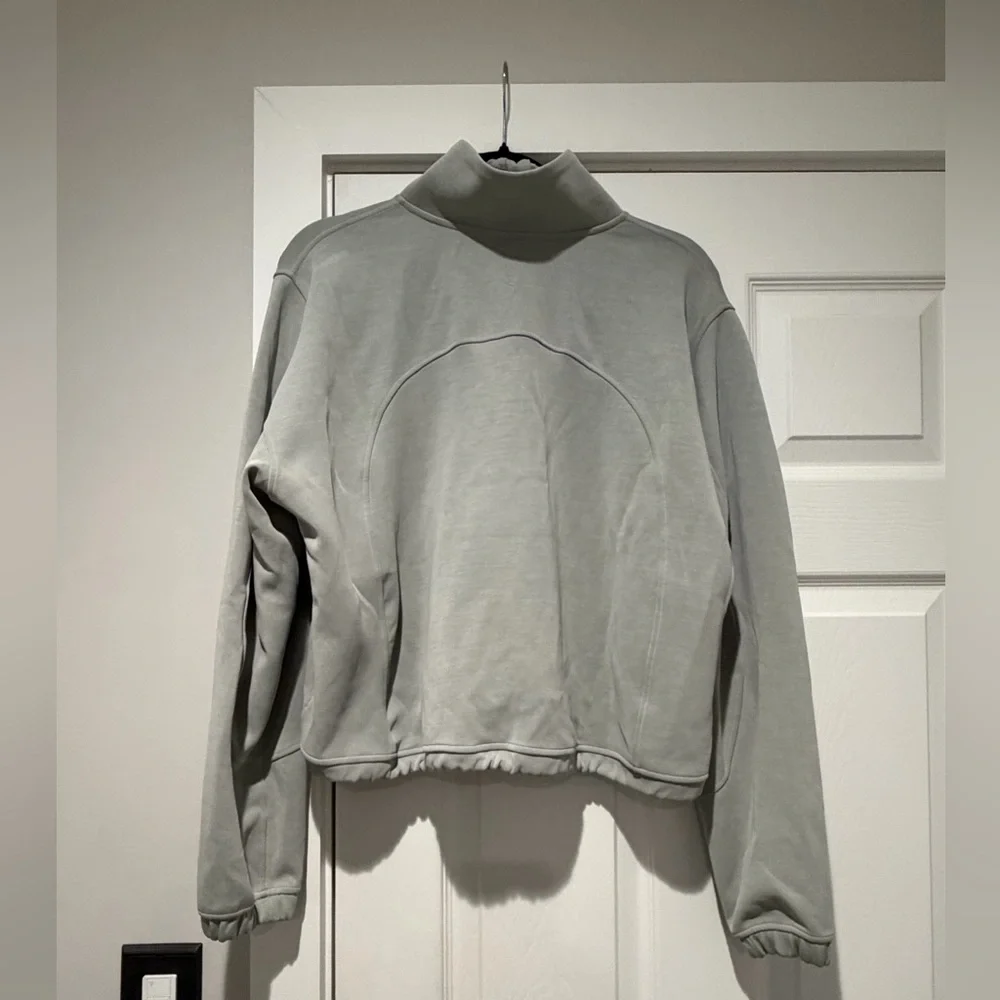 Auth. ✅ RARE Lululemon Softstreme Brushed Half-Zip in “Jade Grey” Size 12 💚🩶